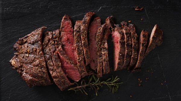Bavette de bœuf grillée (puis taillée)