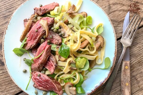 Tagliatelles fraîches, bavette snackée,sauce onctueuse aux cèpes séchés..
